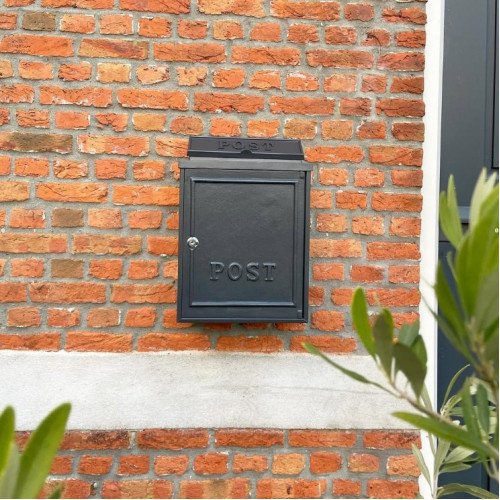 Boîte aux lettres B6 noir mat, non normalisée aluminium avec porte et serrure