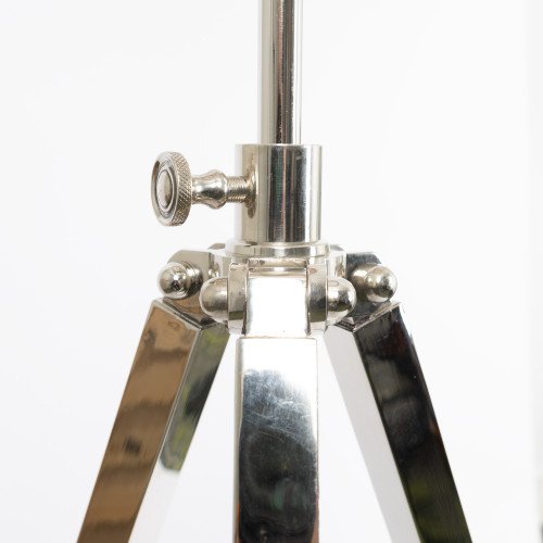 lampe en laiton couleur nickel antique avec une douille E27