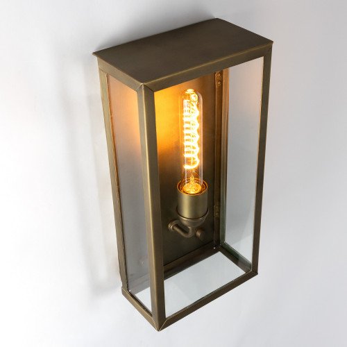 lampe en laiton de couleur laiton antique avec un raccord E27