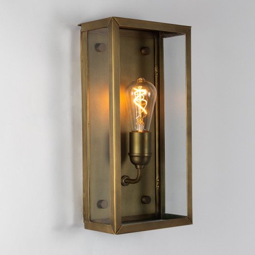 lampe en laiton de couleur laiton antique avec un raccord E27