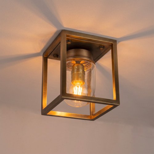 Lampe d'extérieur en laiton Ferryhill de forme carrée en couleur laiton