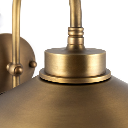 Lampe en laiton de couleur laiton antique avec une douille E27