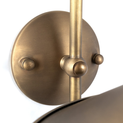 Lampe en laiton de couleur laiton antique avec une douille E27