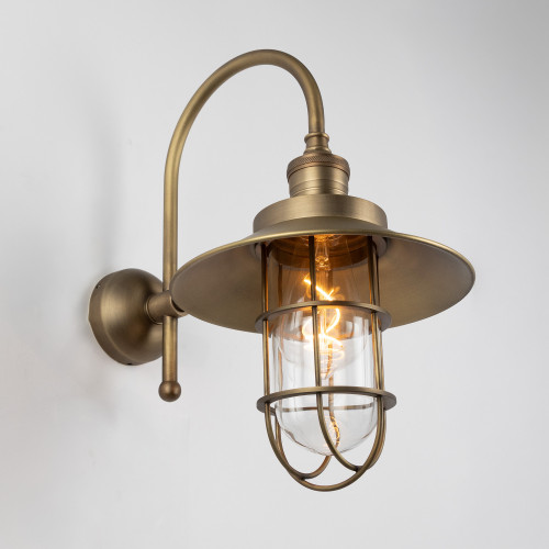 Lampe en laiton de couleur laiton antique avec une douille E27