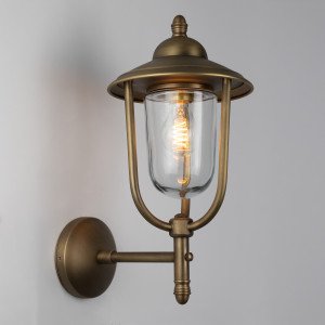 Lampe en laiton de couleur laiton antique avec une douille E27