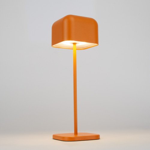 Lampe de table orange en aluminium moderne pour l'intérieur et l'extérieur