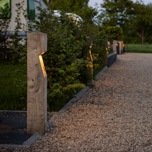 Éclairage de jardin en bois de chêne Oak avec ampoule LED | Nostalux.fr 