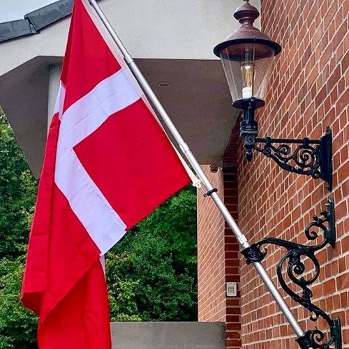 Grand support de drapeau en bronze de KS Lighting  - supports de drapeaux - ornements de façade | Nostalux.fr